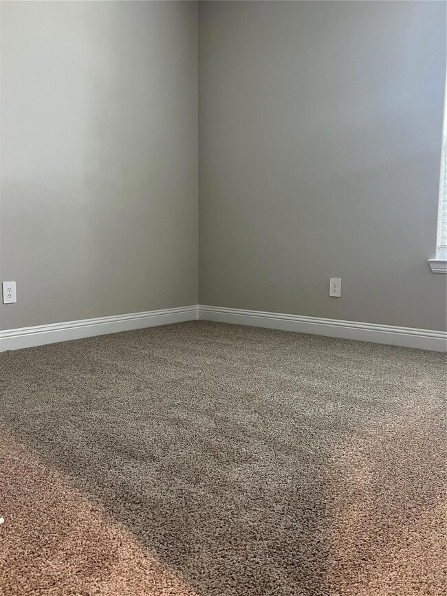 1713 Woodpecker St, Denton, TX 76205 - photo 6