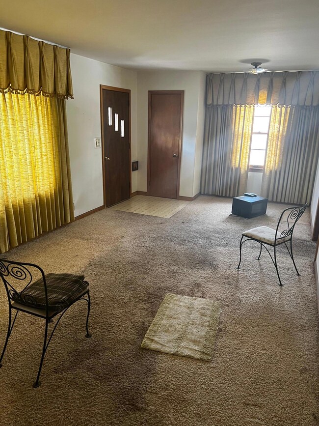 8219 Fremont Ave S, Bloomington, MN 55420 - photo 5