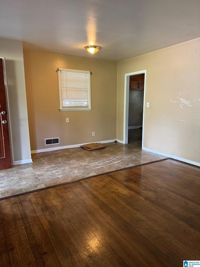 2525 7th St NE, Center Point, AL 35215 - photo 3