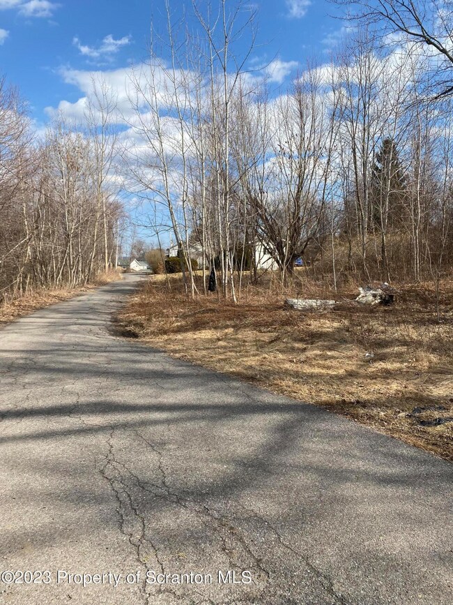 700 Block Rear North Valley Ave, Olyphant, PA 18447 - photo 5
