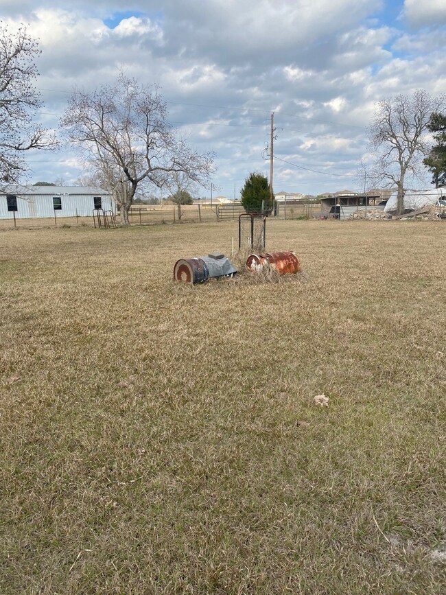 17811 Becker Rd, Hockley, TX 77447 - photo 2