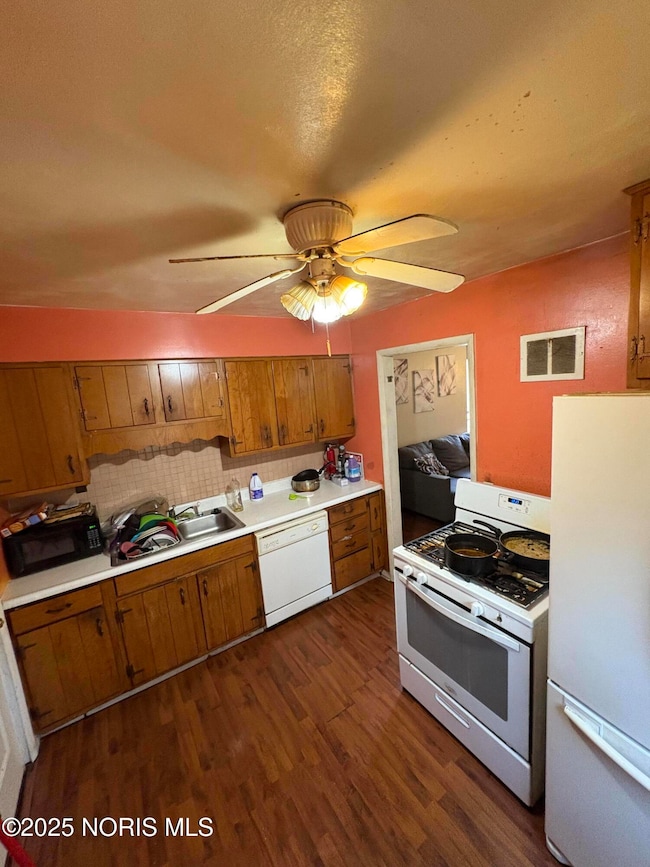 1741 Barrows St, Toledo, OH 43613 - photo 4