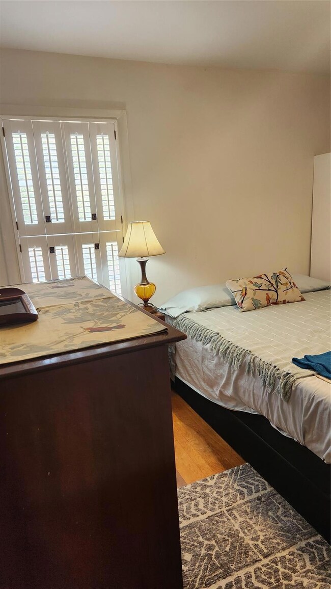 1119 Bales St, Cleburne, TX 76033 - photo 5