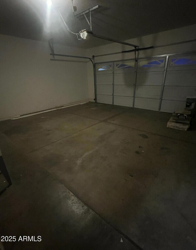 8312 N 56th Ln, Glendale, AZ 85302 - photo 7