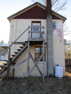 612 Warwick Rd, Winchester, NH 03470 - photo 2