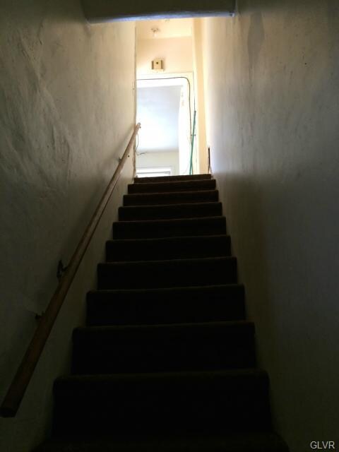 504 W Gordon St, Allentown, PA 18102 - photo 4