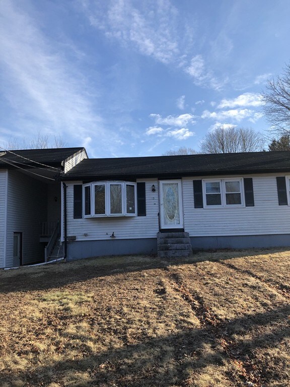 13 Candlewick Ln, Whitman, MA 02382 - photo 2