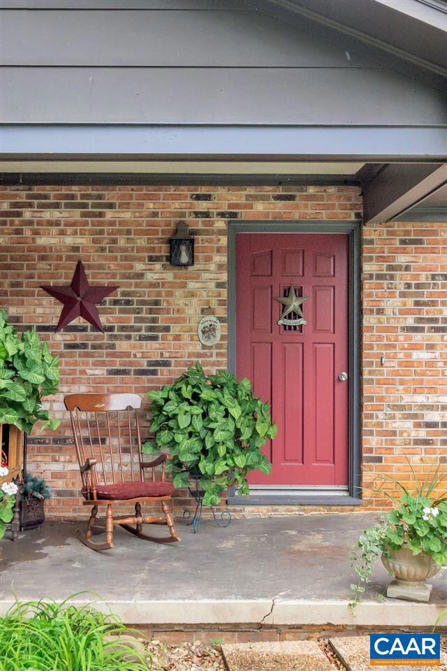 5833 Roach Ridge, Earlysville, VA 22936 - photo 2