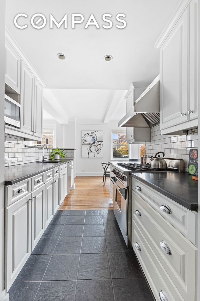 49 E 96th St unit 4D, New York, NY 10128 - photo 5