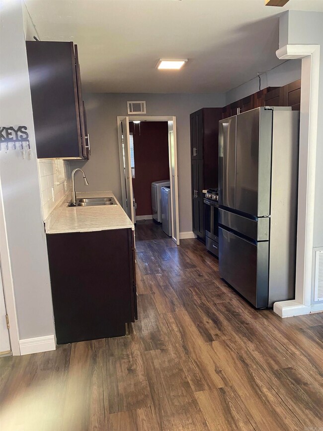 1200 W Kiehl Ave, Sherwood, AR 72120 - photo 4