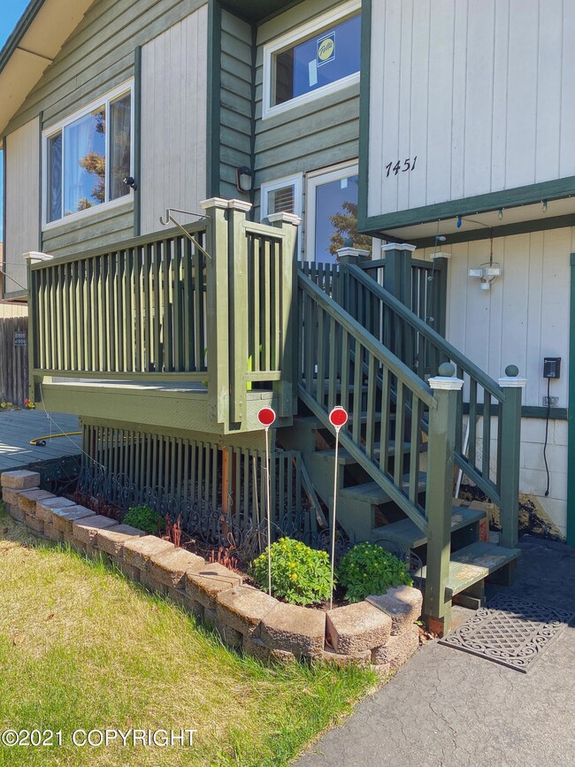 7451 Wade Cir, Anchorage, AK 99518 - photo 2