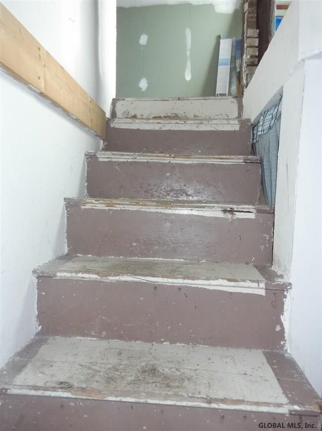 486 7th Ave, Troy, NY 12182 - photo 7