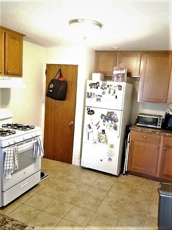 183 Warren St, Watertown, MA 02472 - photo 4