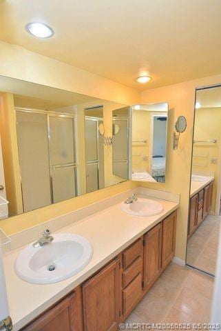ensuite bathroom, double sinks and shower