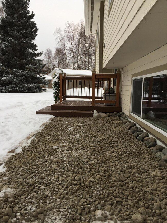2920 Jones Ave, Anchorage, AK 99517 - photo 3