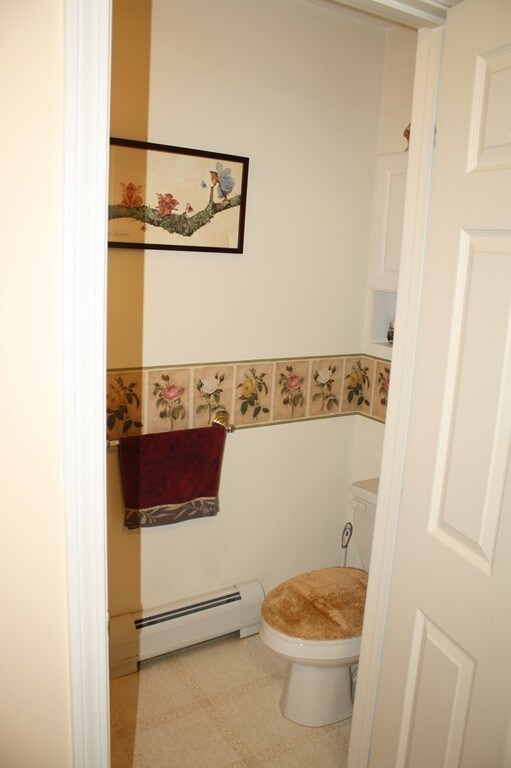 39 Lillians Way, Erving, MA 01344 - photo 5