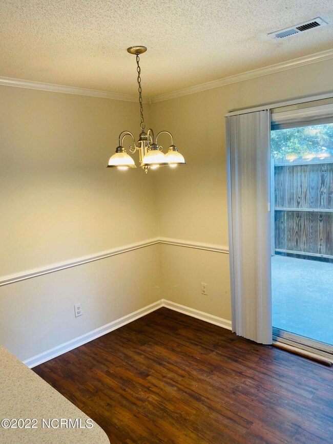 2325 Vineyard Dr, Winterville, NC 28590 - photo 5