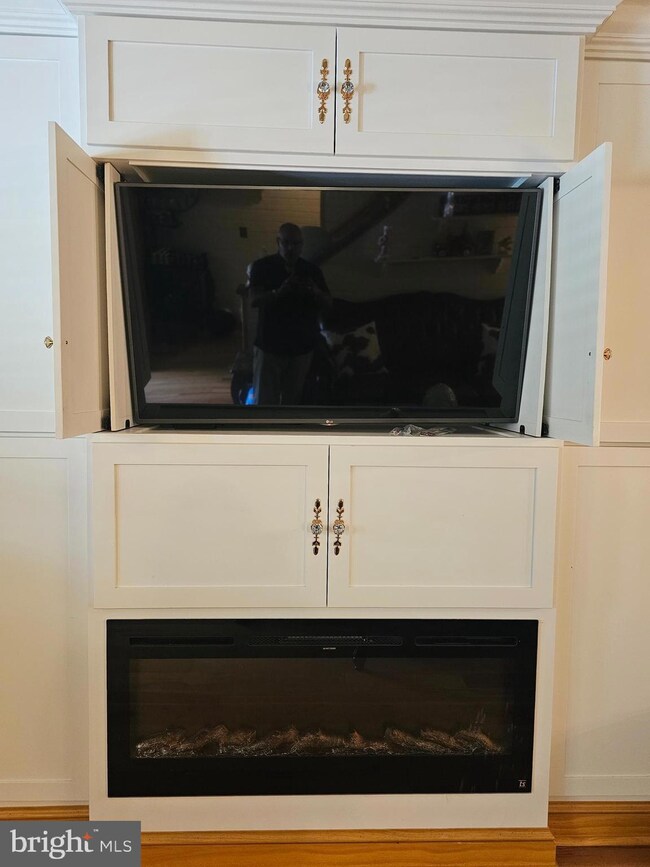 23 Adams St, Swedesboro, NJ 08085 - photo 5