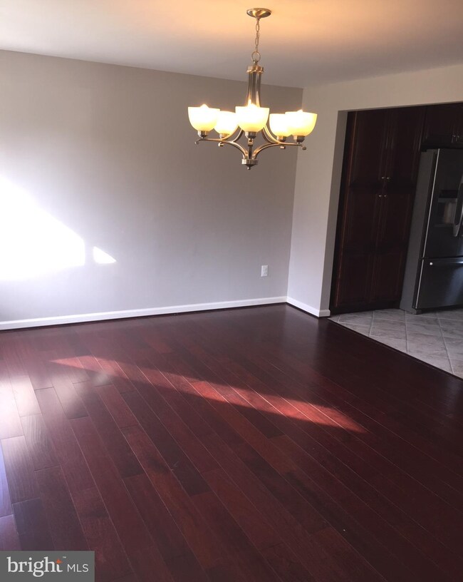 16124 Olmstead Ln, Woodbridge, VA 22191 - photo 6