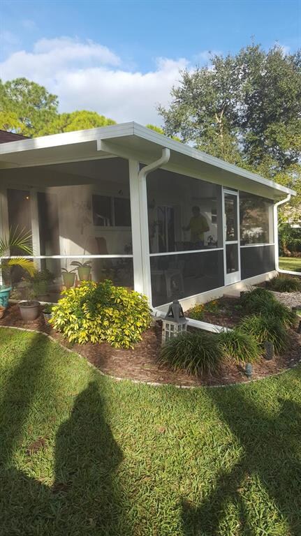 SCREEN PORCH
