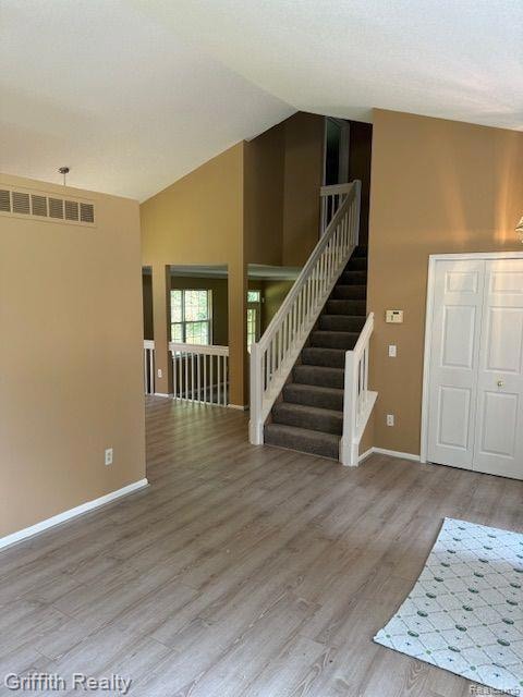 2557 Hilltop Ln unit 200, Howell, MI 48843 - photo 6