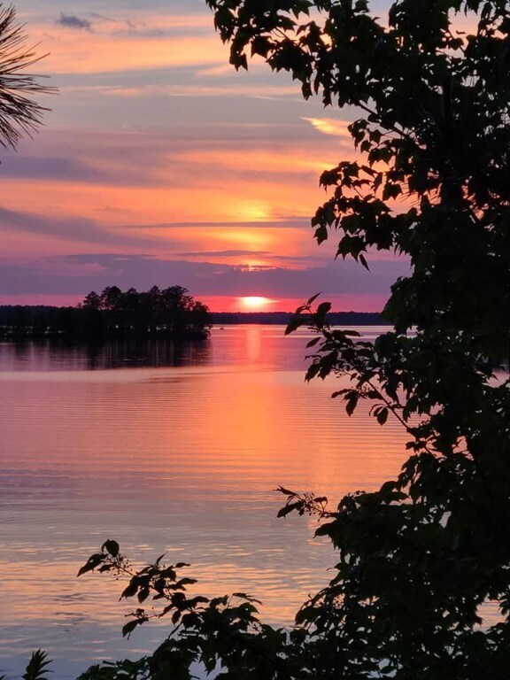Lake Nelson