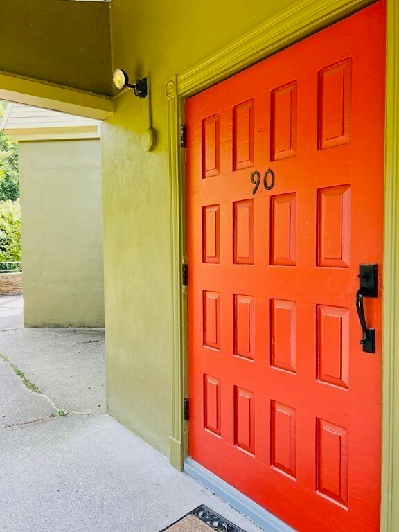 90 Pomeroy Terrace unit 1, Northampton, MA 01060 - photo 3