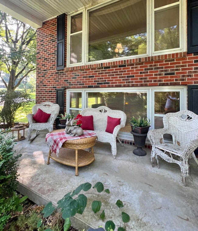 1600 Jefferson Dr unit 1600 Jefferson Drive, Boonville, MO 65233 - photo 5