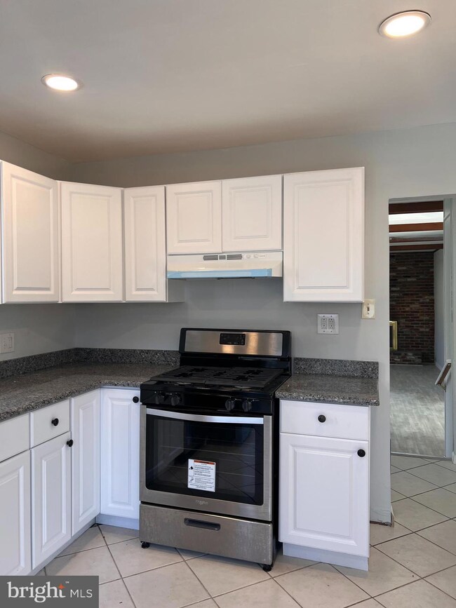 1978 Greentree Rd, Cherry Hill, NJ 08003 - photo 4