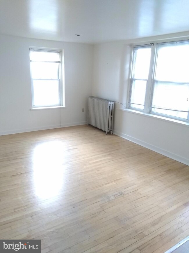 106 W Main St unit 11, New Holland, PA 17557 - photo 3