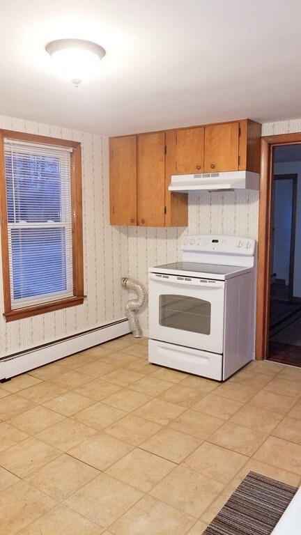 305 E Main St unit 2, East Brookfield, MA 01515 - photo 4