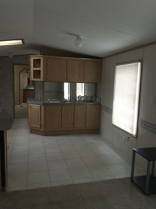 191 Dorr Dr, Rutland, VT 05701 - photo 5