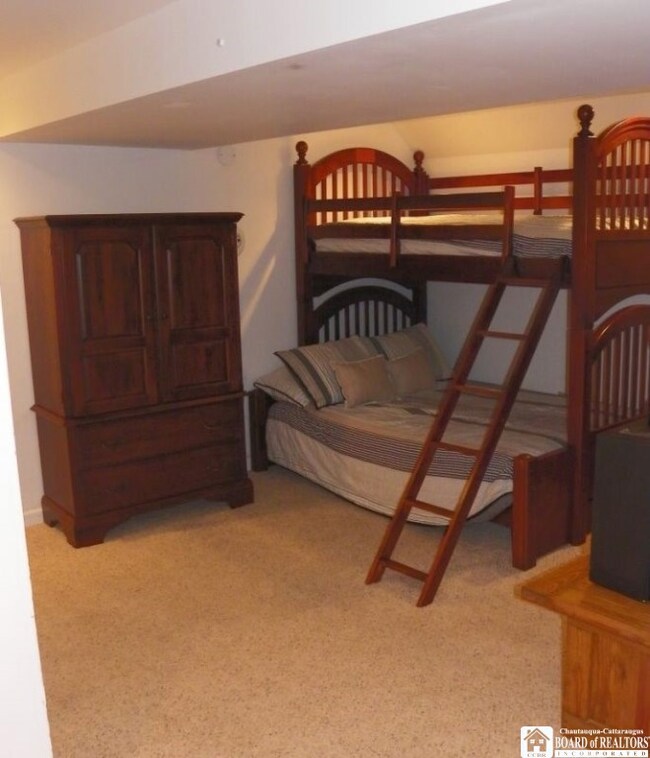 The basement area is full of potential.