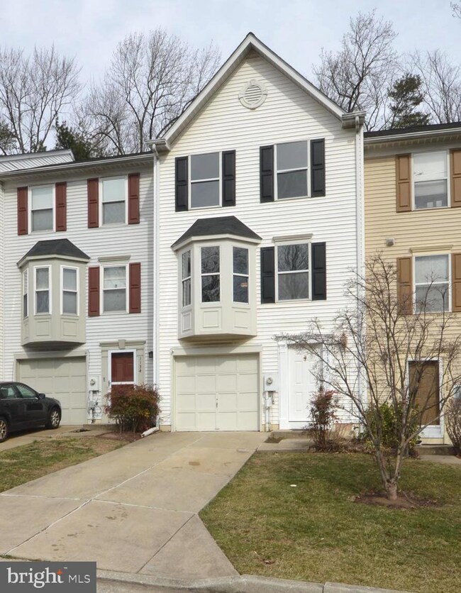 1136 Ingate Rd, Halethorpe, MD 21227 - photo 2