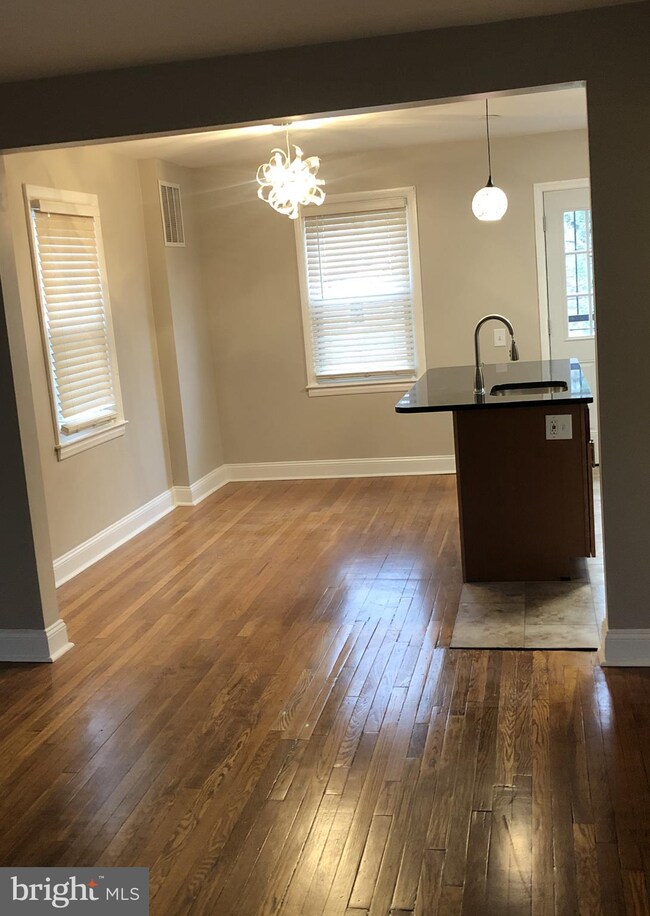 4514 Manorview Rd, Baltimore, MD 21229 - photo 3