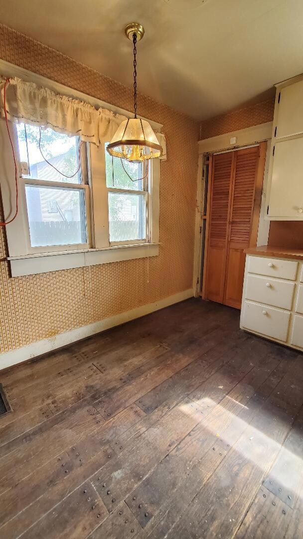 1009 W 2nd St, Anderson, IN 46016 - photo 4