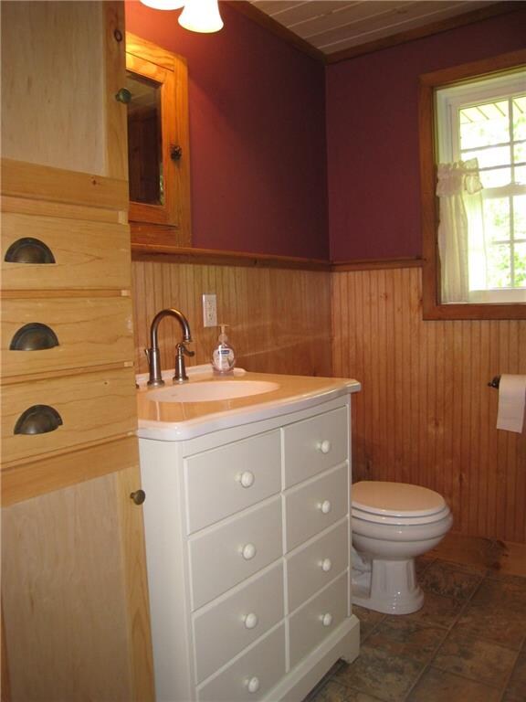 remodeled main bath with tub surround insert