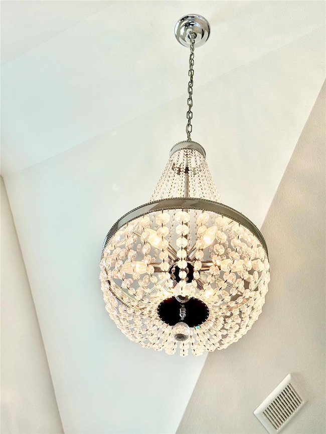 1303 Harriet Ct unit B, Austin, TX 78756 - photo 5