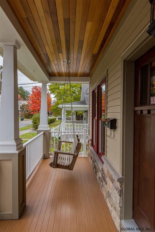 52 Waterbury St, Saratoga Springs, NY 12866 - photo 2