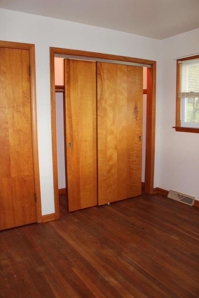 8644 Jacksontown Rd, Heath, OH 43056 - photo 6