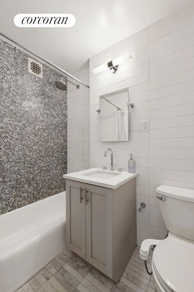 The Robert Livingston unit 14O, Brooklyn, NY 11201 - photo 6