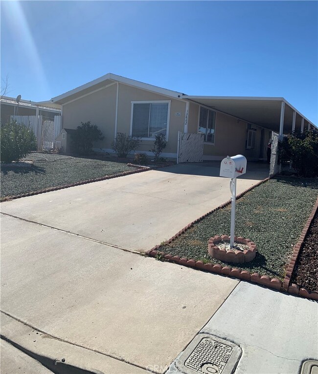 13862 Victoria Dr, Victorville, CA 92395 - photo 4