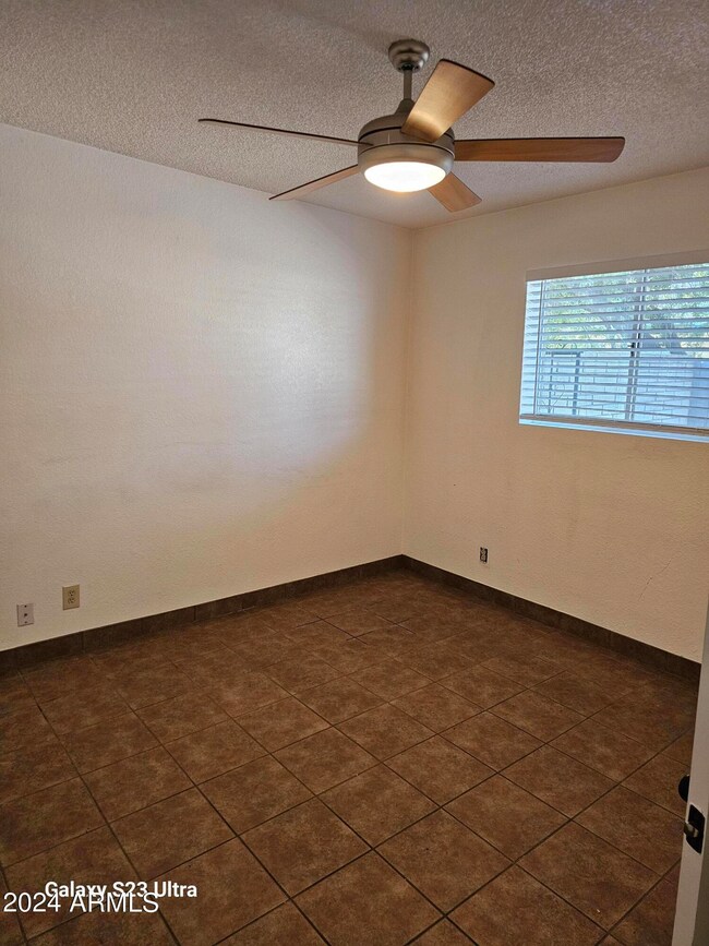 518 E University Dr, Mesa, AZ 85203 - photo 4