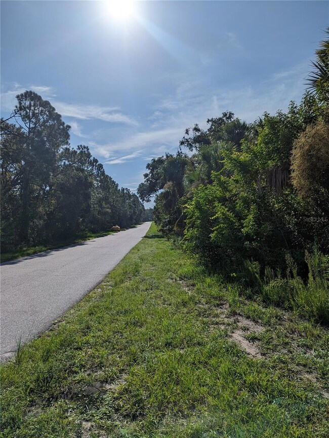 Looking North towards Sumter Rd, easy access to I75
