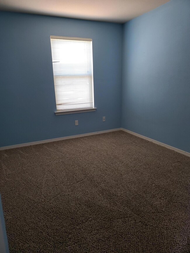 14227 Desierto Bonito Ave, Horizon City, TX 79928 - photo 6