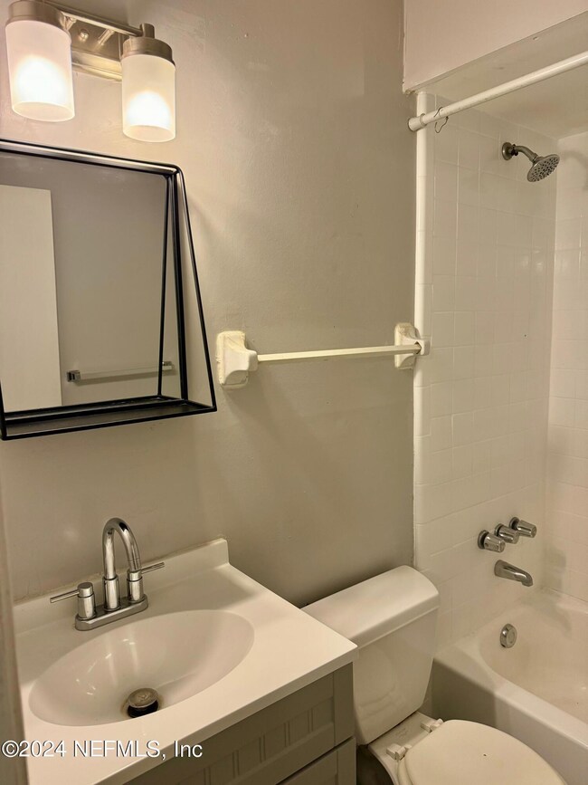 1251 Donald St unit 1, Jacksonville, FL 32205 - photo 6