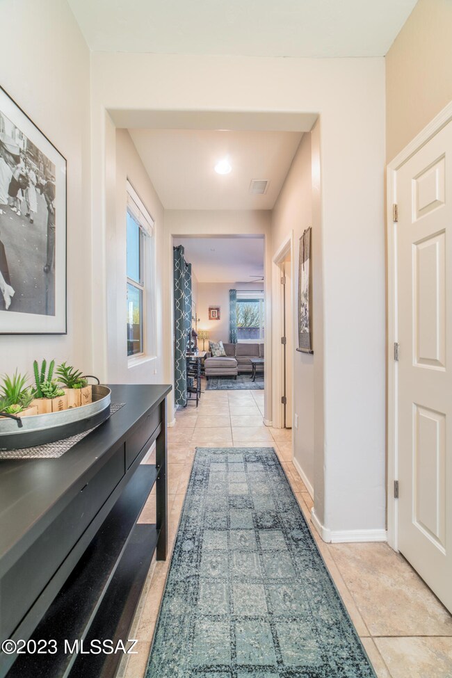 676 W Calle Capoasto - MLS Images-8