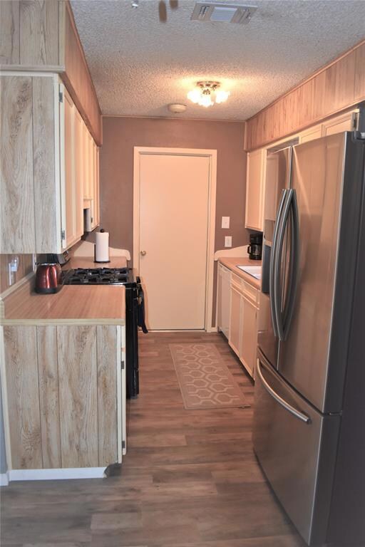 1106 Gatrix Ave, Cleburne, TX 76033 - photo 5