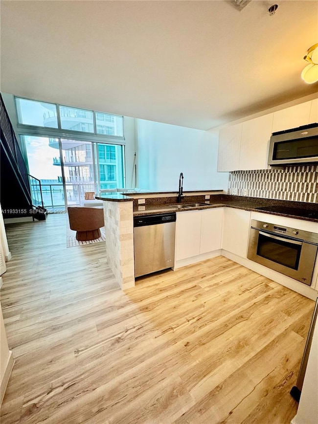 Met One unit L1210, Miami, FL 33131 - photo 6