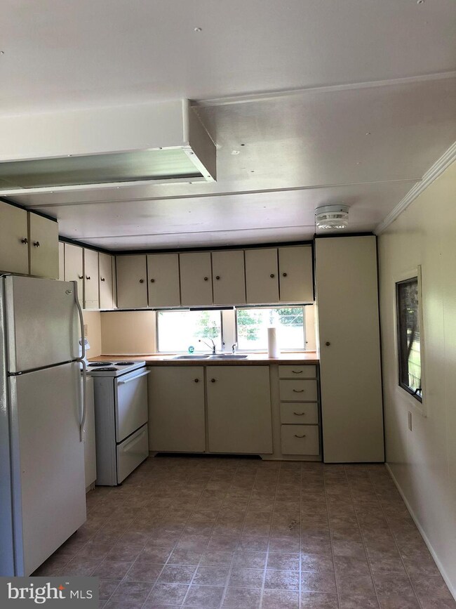 2621 Berryville Pike, Winchester, VA 22603 - photo 5